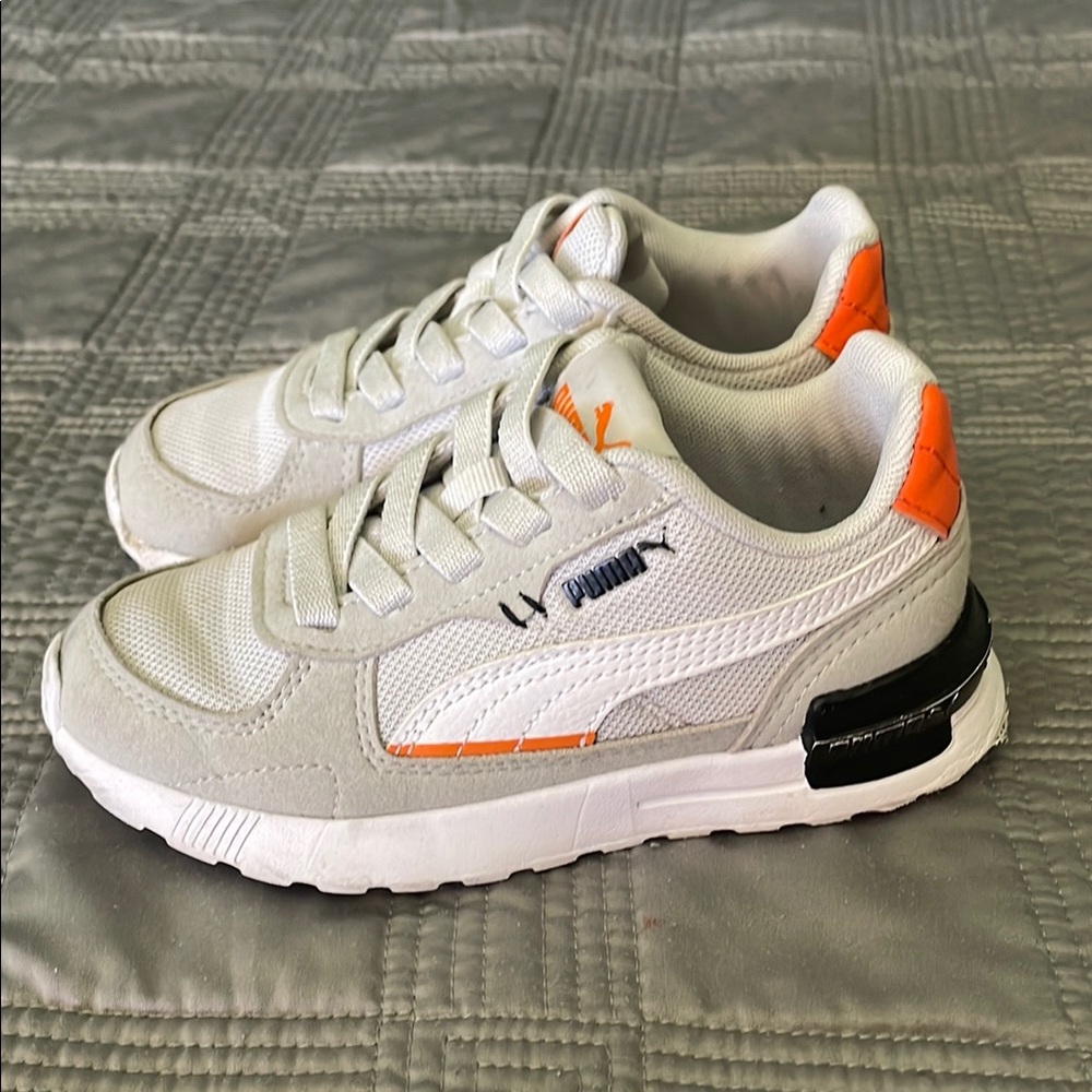 Puma Kids White and Orange Sneakers Retro Style size 10k